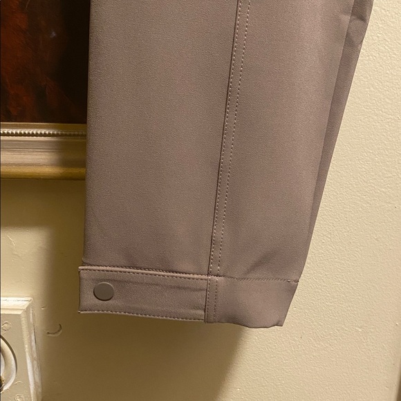 Athleta Endless High Rise Cargo Pant Women’s Size 14 - Picture 4 of 7